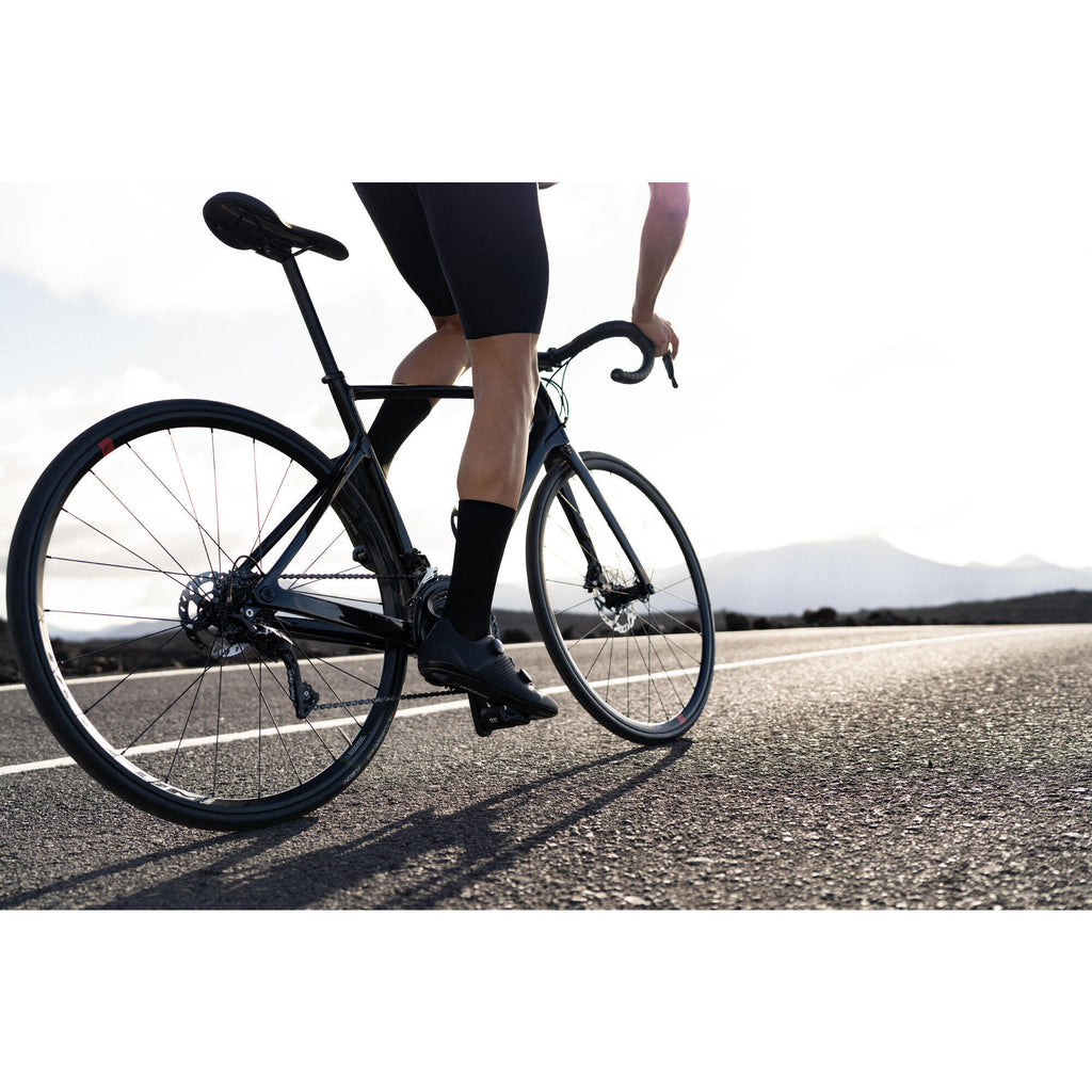 Van Rysel 900 Mid-Cut Cycling Socks