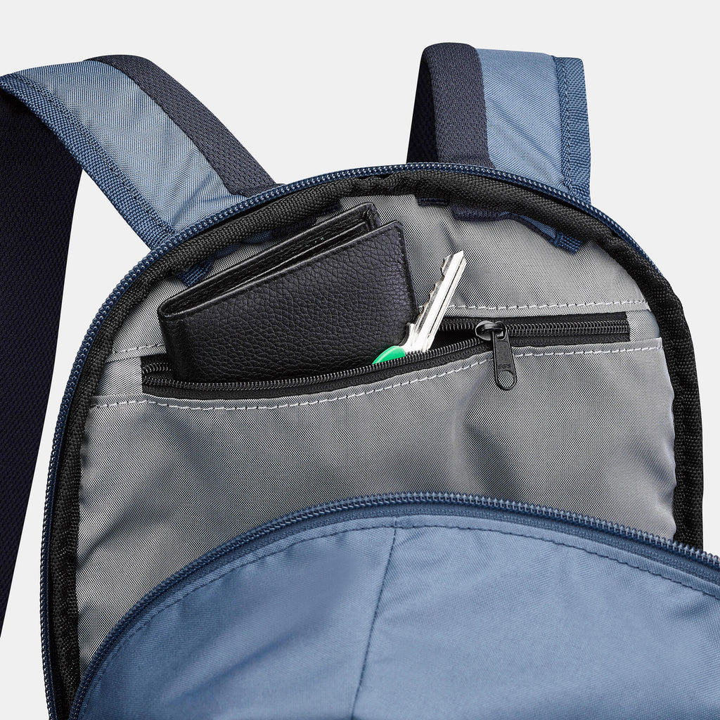 Quechua NH100 Arpenaz 10 L Hiking Backpack