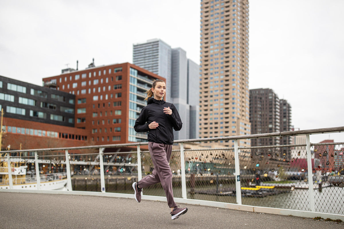 Kiprun Women's Run 100 Windproof Running & Trail Jacket