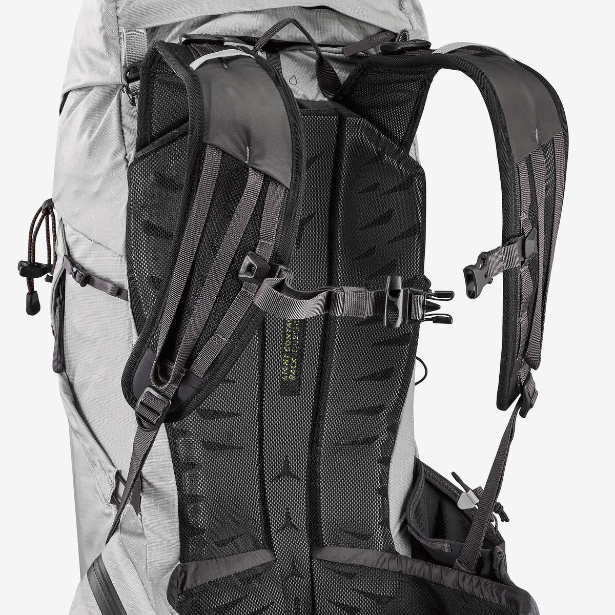 Quechua MH900 25 L Hiking Backpack