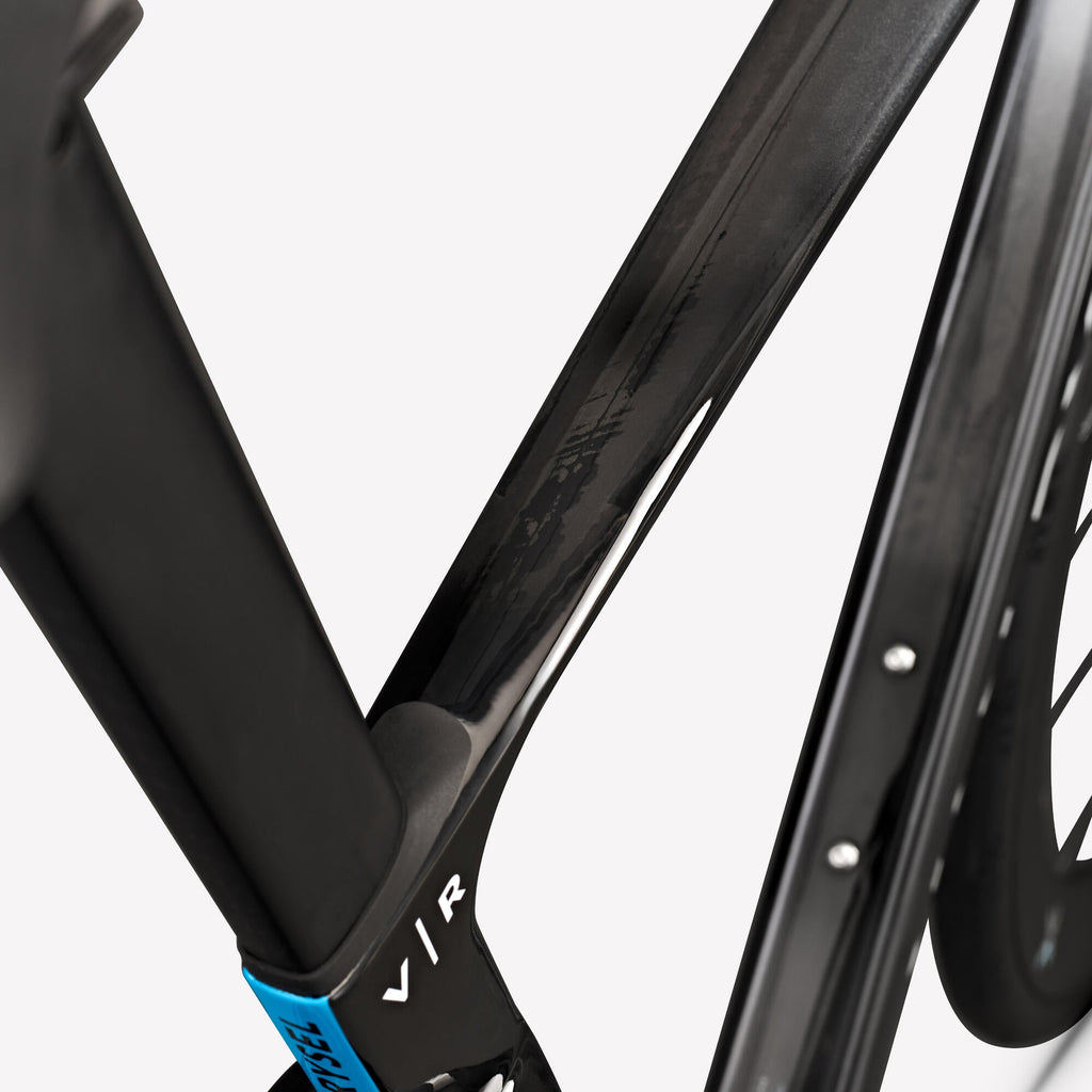 Van Rysel RCR Pro Replica Dura Ace Road Bike - Di2 AG2R Team