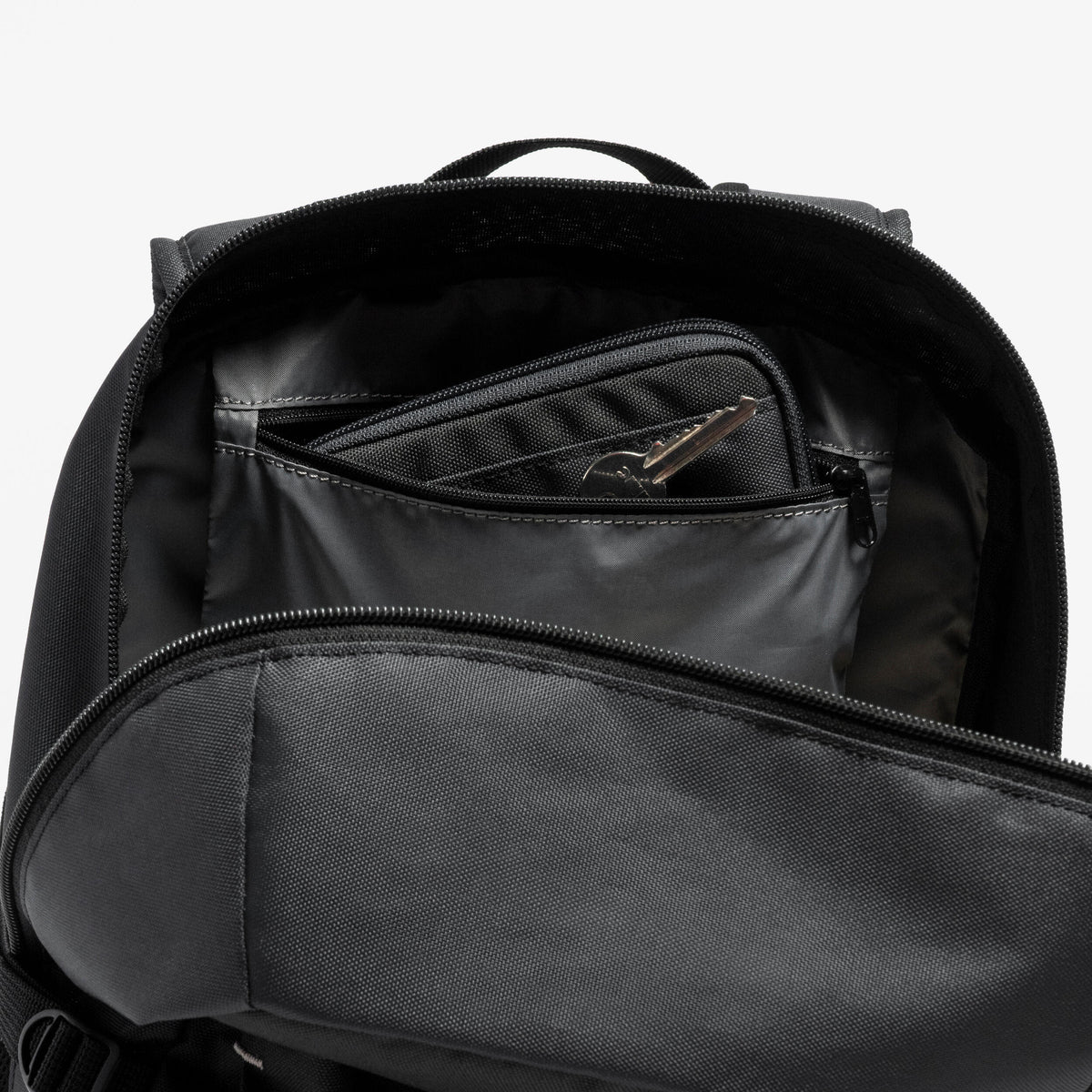 Quechua 100 Arpenaz 27L Hiking Backpack
