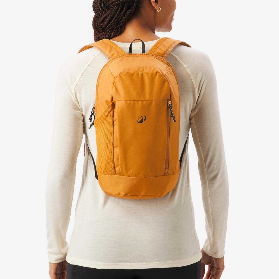 Quechua NH100 Arpenaz 10 L Hiking Backpack